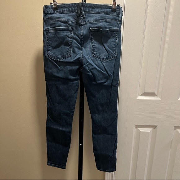 Good American 12/31 - Picture 3 of 4